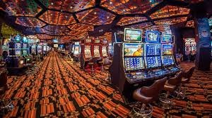 Perbandingan navigasi jelas di ayukplay